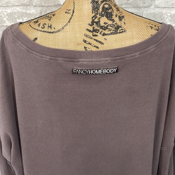 Fancy Homebody Ribbed Sweatshirt - Picture 3 of 6